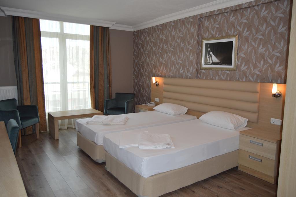 Kale Palace Hotel Gokceada ภายนอก รูปภาพ